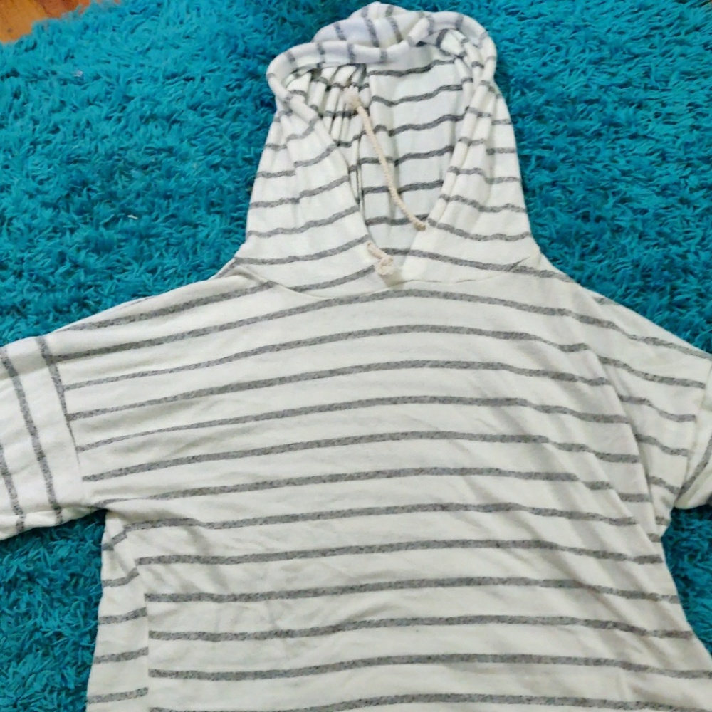 A gray and white crop top hoodie